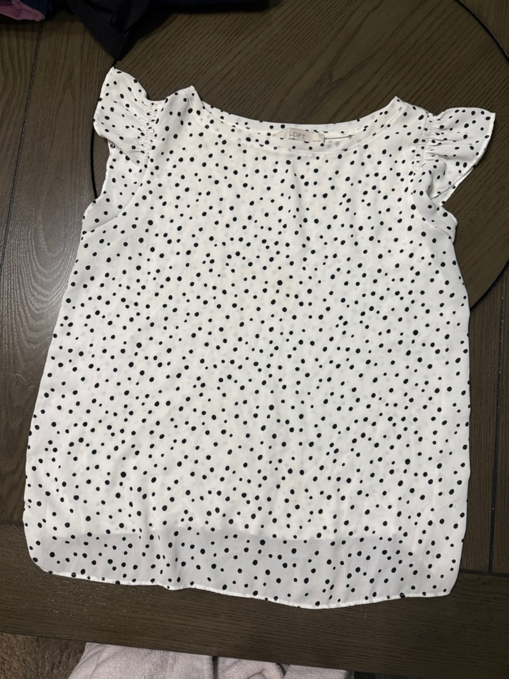 Loft polka top with ruffled sleeve!  Great condition!  Closet staple! Size MP